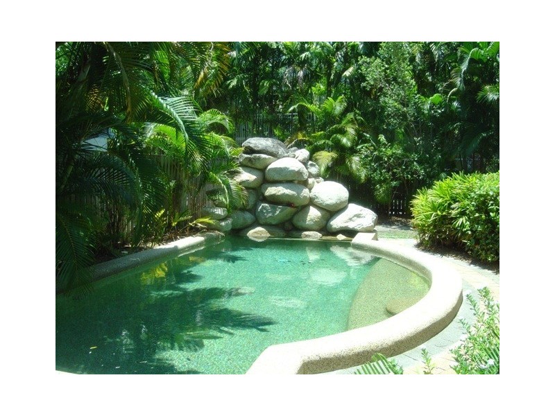 2/50 Cairns Street, Cairns QLD 4870