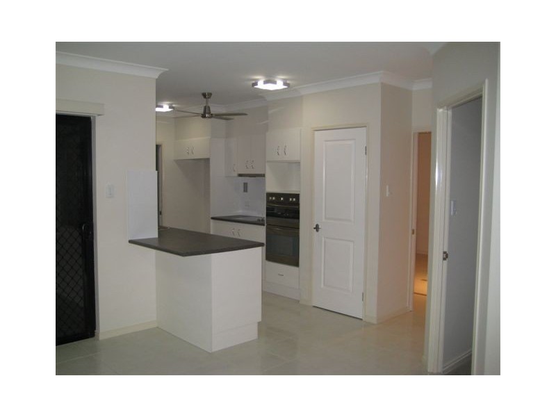 10 Lynd Street, Mount Sheridan QLD 4868