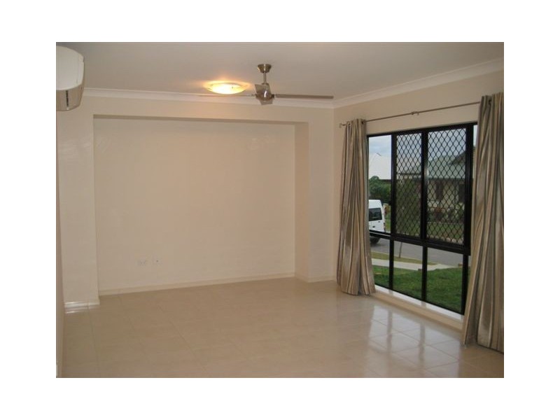10 Lynd Street, Mount Sheridan QLD 4868