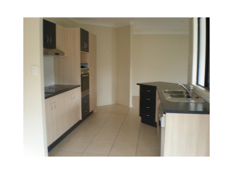 12 Capricorn Street, Bentley Park QLD 4869