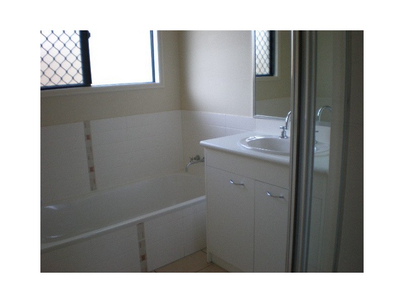 12 Capricorn Street, Bentley Park QLD 4869