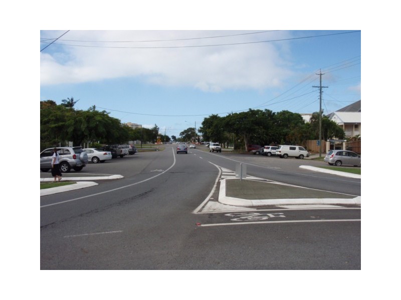 2/72 Martyn Street, Cairns QLD 4870