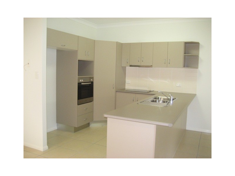 95 Walker Road, Bentley Park QLD 4869