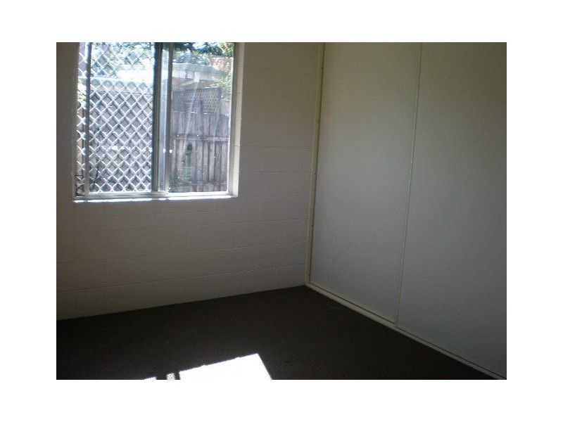 3/7 Sandown Close, Woree QLD 4868