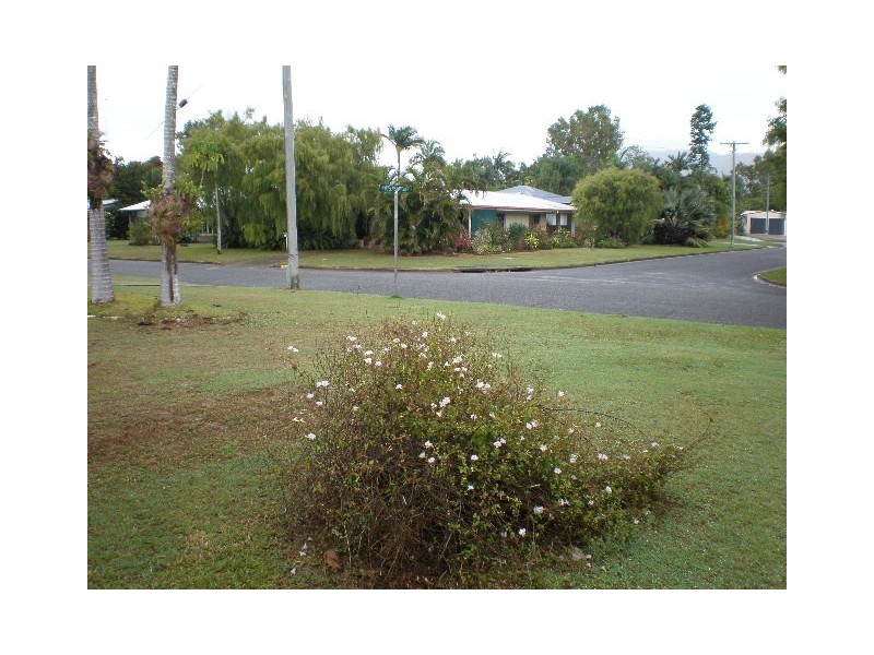 14 Hood Street, Trinity Park QLD 4879