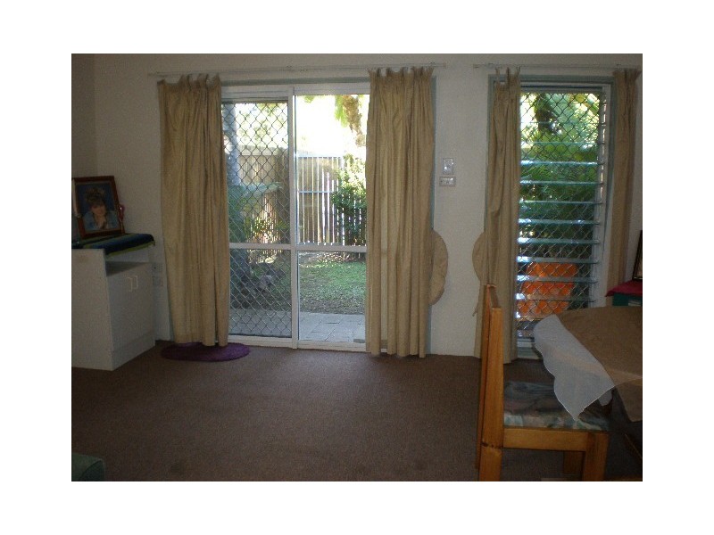 3/14 Springfield Cresant, Whitfield QLD 4870