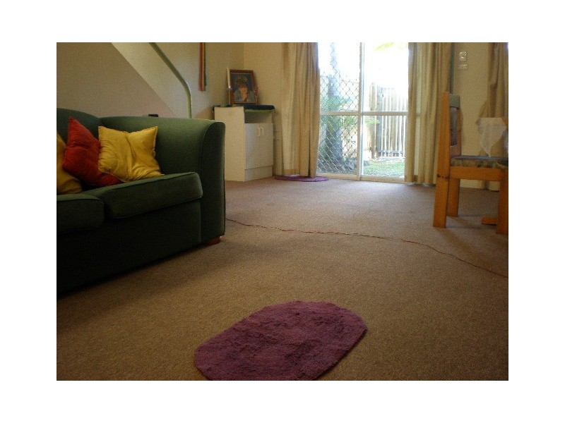 3/14 Springfield Cresant, Whitfield QLD 4870