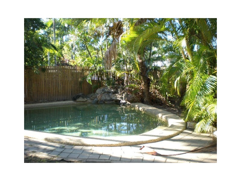 3/14 Springfield Cresant, Whitfield QLD 4870