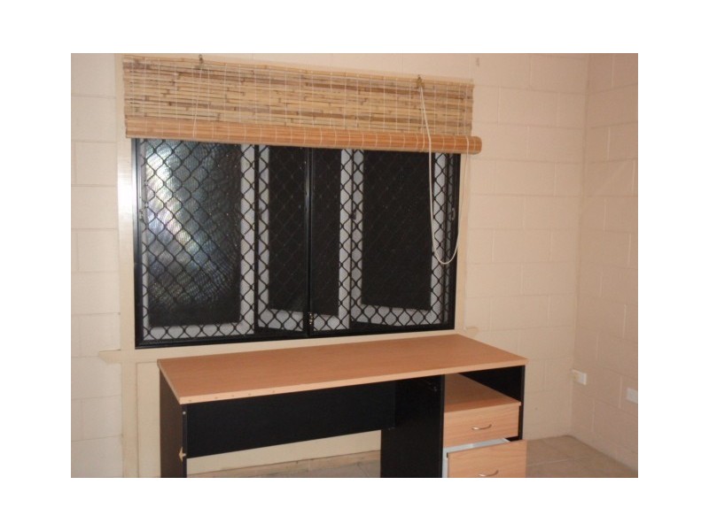 98 Swallow Street, Mooroobool QLD 4870