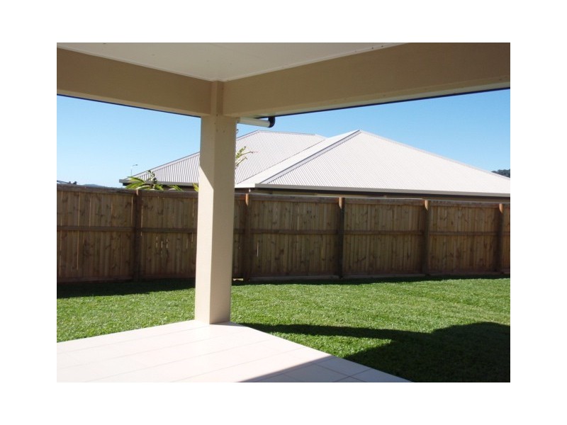 7 Botany Avenue, Redlynch QLD 4870