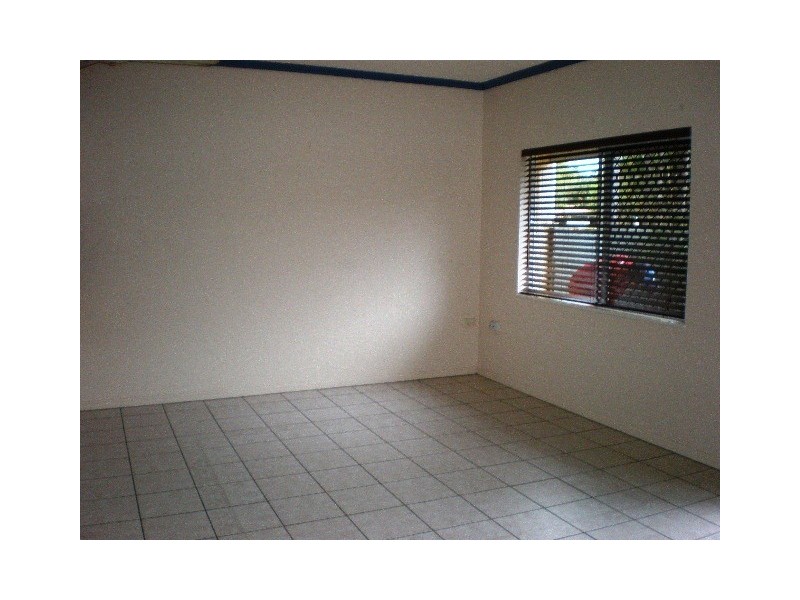 9/2 Grantala Street, Whitfield QLD 4870