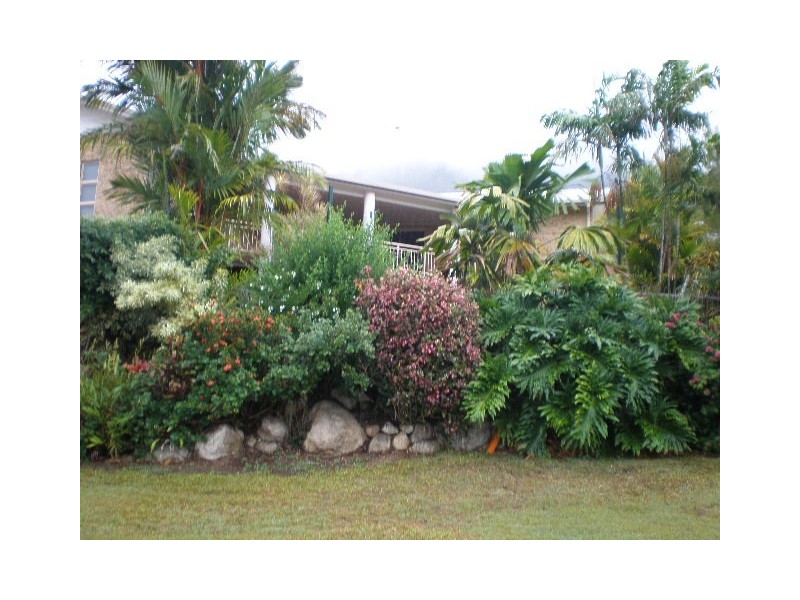 5 Wren Court, Bayview Heights QLD 4868