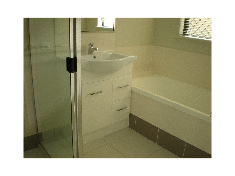 28 Timberlea Drive East, Bentley Park QLD 4869