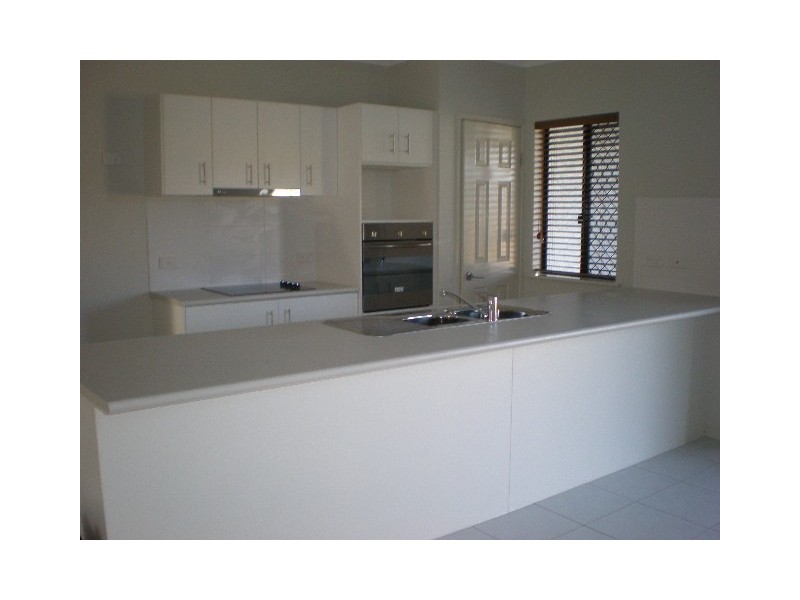 28 Timberlea Drive East, Bentley Park QLD 4869