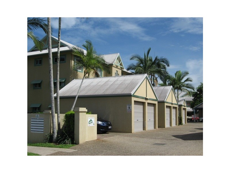 10/10 Brown Street, Earlville QLD 4870