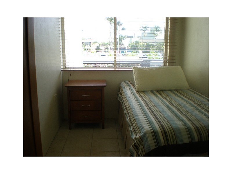 8/161 The Esplanade, Cairns QLD 4870