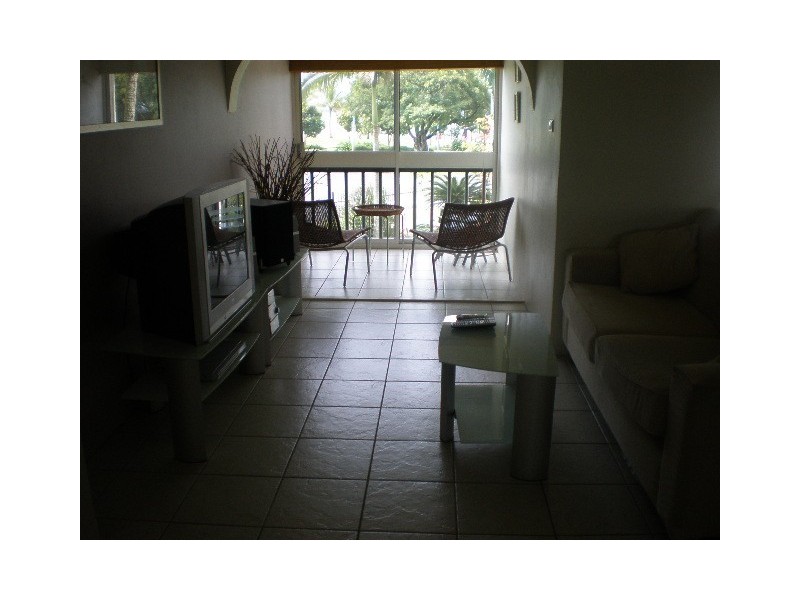 8/161 The Esplanade, Cairns QLD 4870