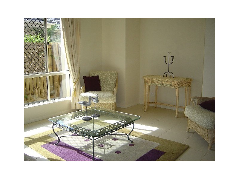 2 Kendall Street, Cairns QLD 4870