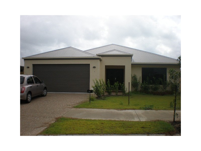 17 Seton Street, Trinity Park QLD 4879