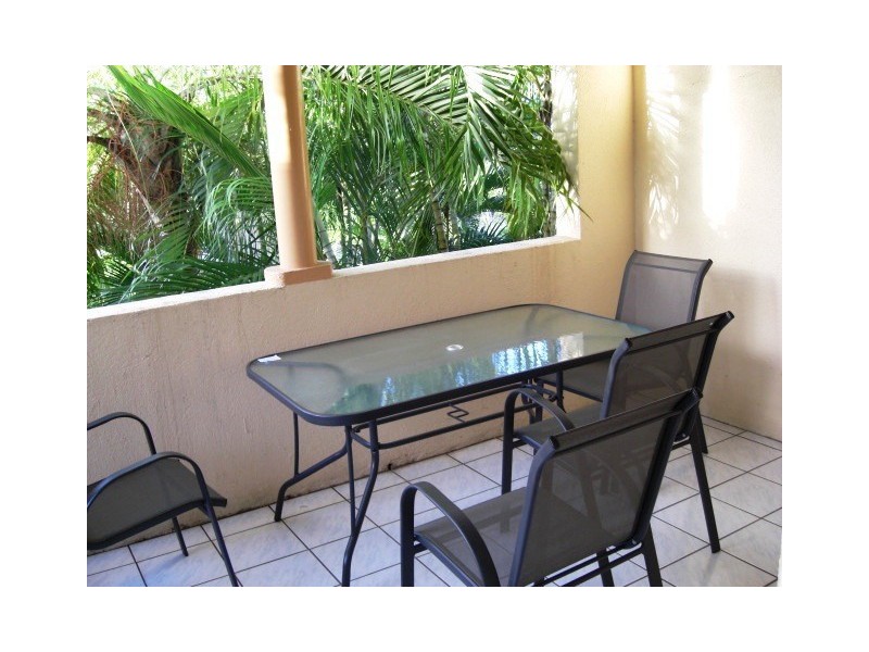 7/11 Springfield Crescent, Whitfield QLD 4870