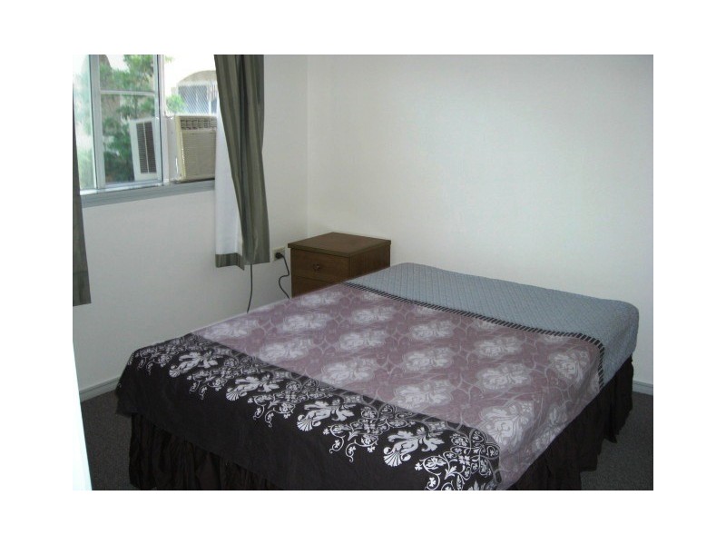 7/11 Springfield Crescent, Whitfield QLD 4870