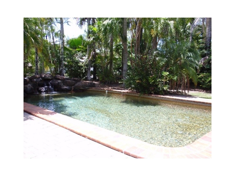 7/11 Springfield Crescent, Whitfield QLD 4870