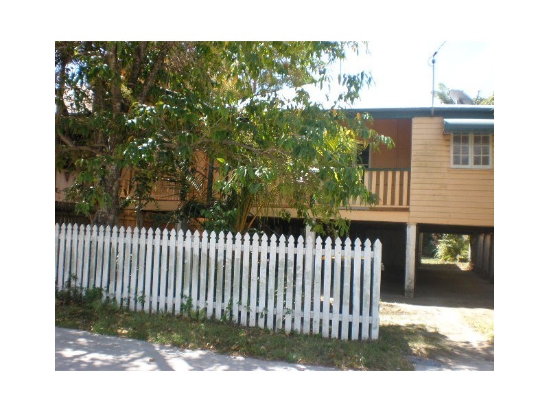 28 Lily Street, Cairns North QLD 4870