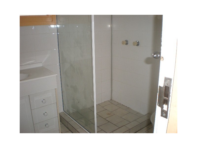 28 Lily Street, Cairns North QLD 4870