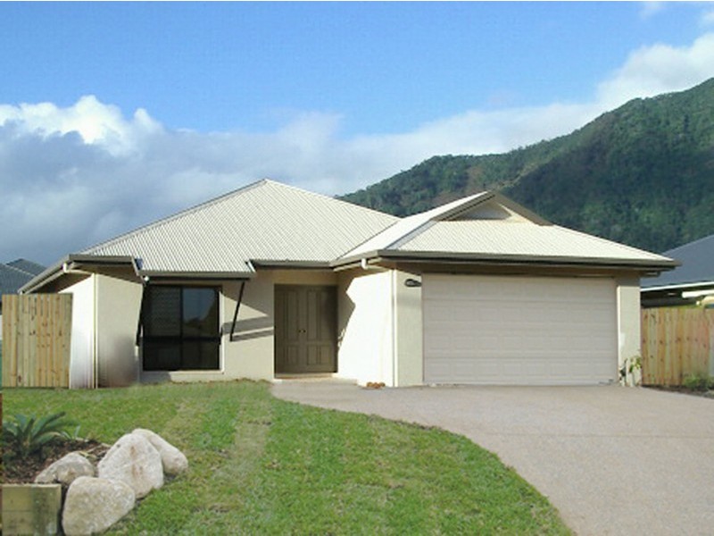 49 Larsen Road, Redlynch QLD 4870