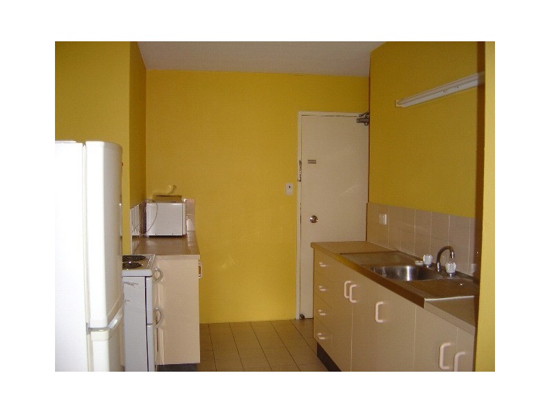 20/239 Lake Street, Cairns QLD 4870