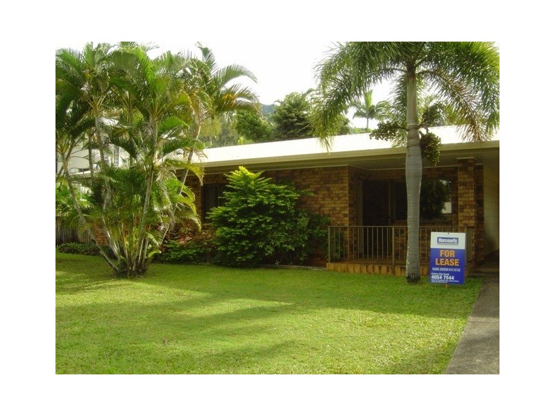 210 Currawong Street, Bayview Heights QLD 4868