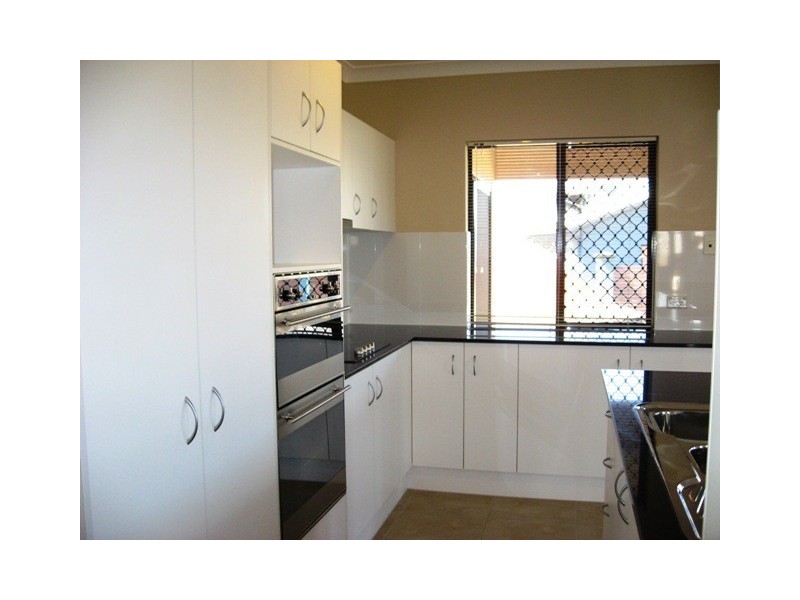 52 Mayflower Street, Mount Sheridan QLD 4868