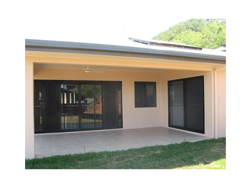 52 Mayflower Street, Mount Sheridan QLD 4868