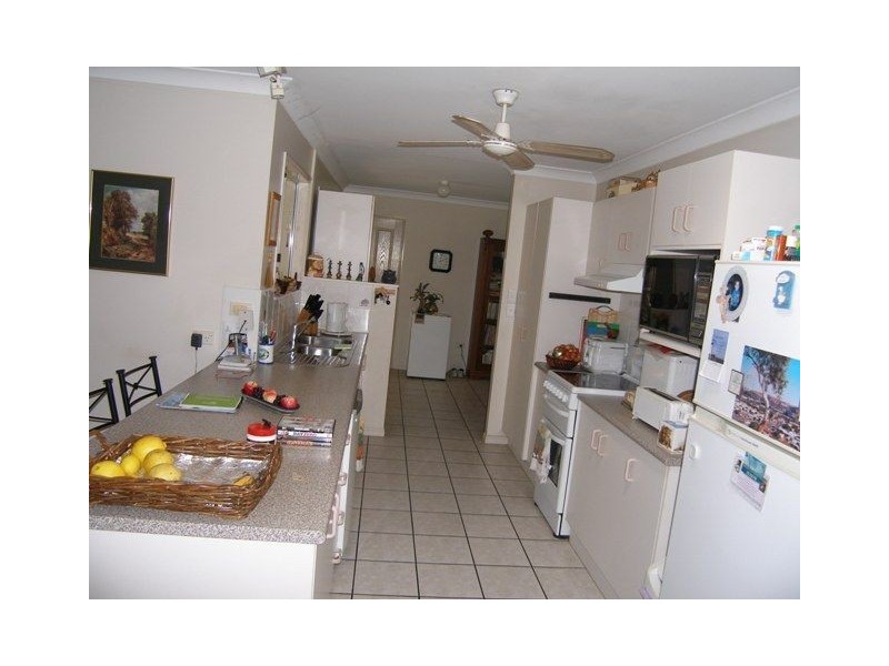 9 Granadilla Close, Holloways Beach QLD 4878