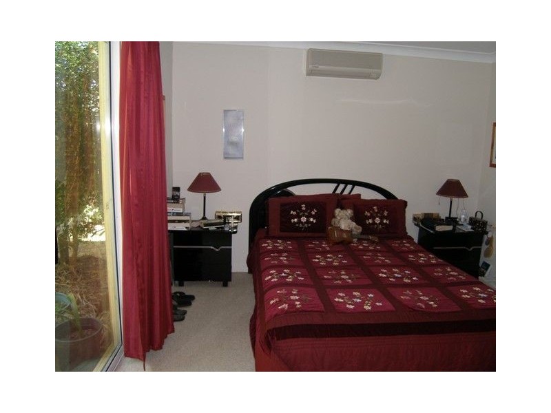 9 Granadilla Close, Holloways Beach QLD 4878