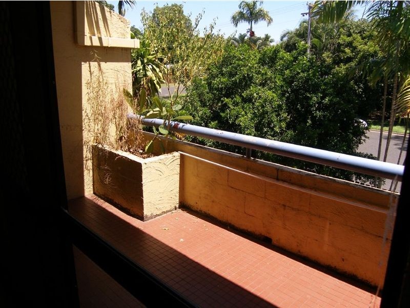 10/20 Palm, Holloways Beach QLD 4878