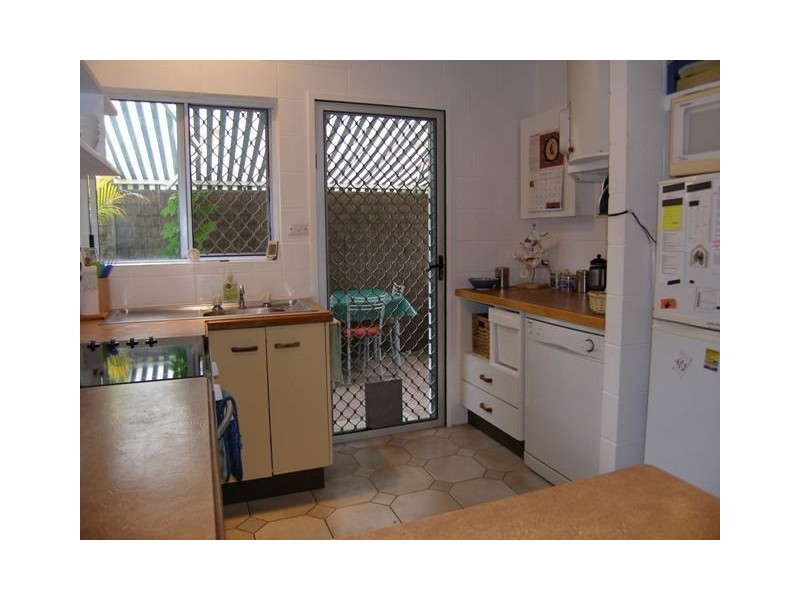 5/14 Palm Street, Holloways Beach QLD 4878