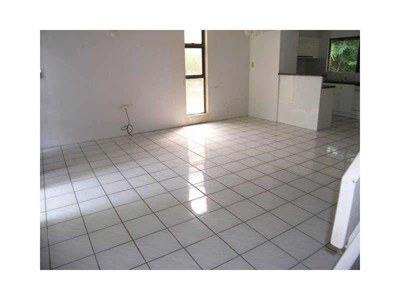 1/22 Mimosa, Holloways Beach QLD 4878