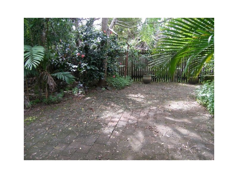 1/22 Mimosa, Holloways Beach QLD 4878