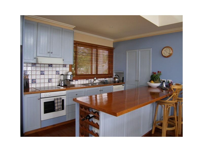 15 Arlington Esplanade, Clifton Beach QLD 4879