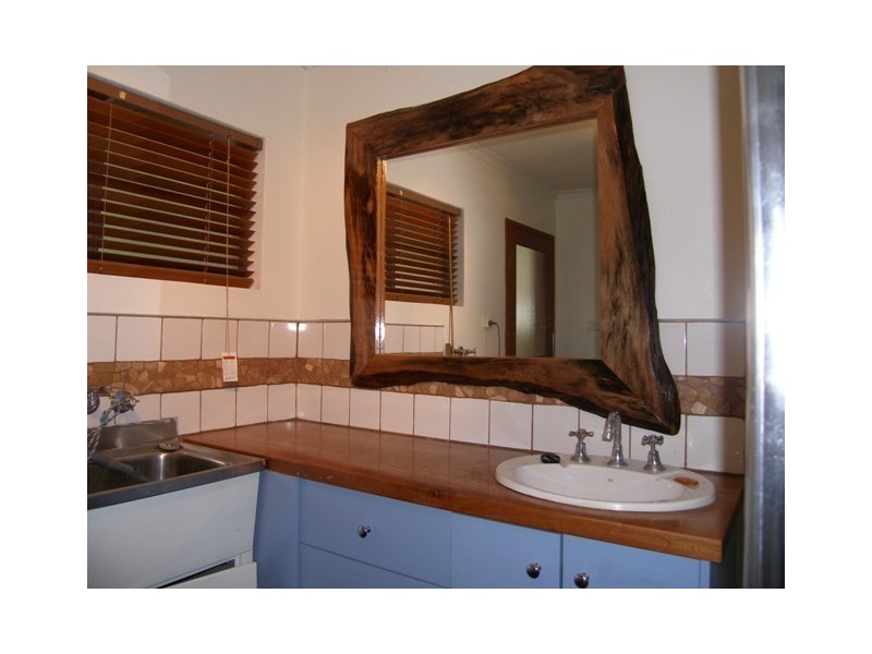 15 Arlington Esplanade, Clifton Beach QLD 4879