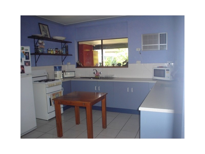 10 Jessie Close, Yorkeys Knob QLD 4878