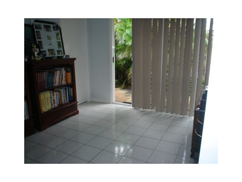 19 Best Street, Yorkeys Knob QLD 4878