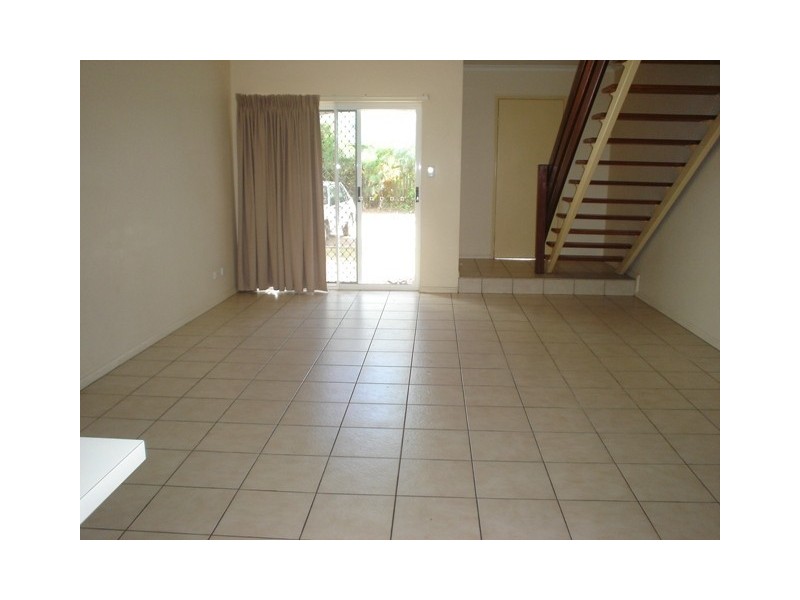 3/27 Fairweather Street, Yorkeys Knob QLD 4878