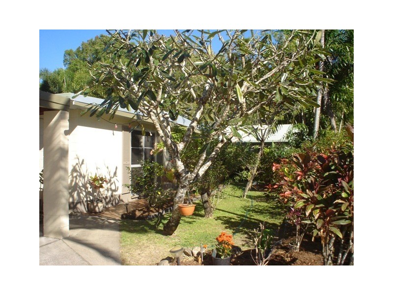 13 Carolyn Close, Yorkeys Knob QLD 4878