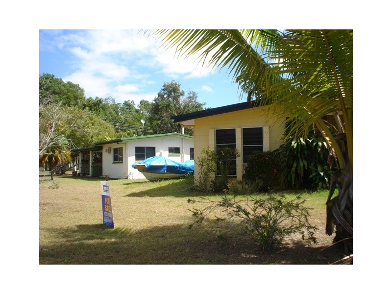 10 Samuel Street, Yorkeys Knob QLD 4878