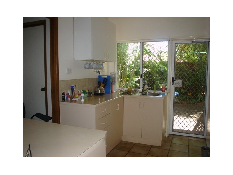 8/33 Fairweather Street, Yorkeys Knob QLD 4878