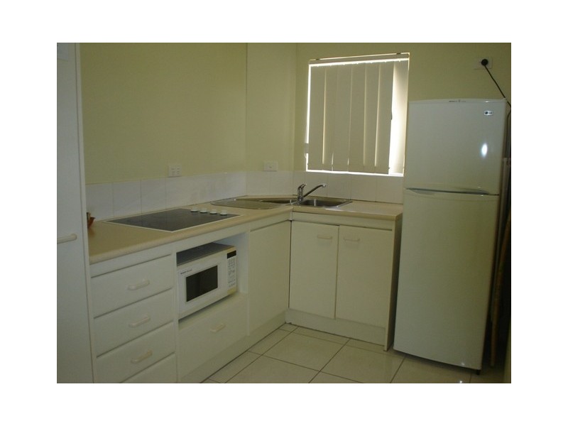 9/12 Deauville Close, Yorkeys Knob QLD 4878