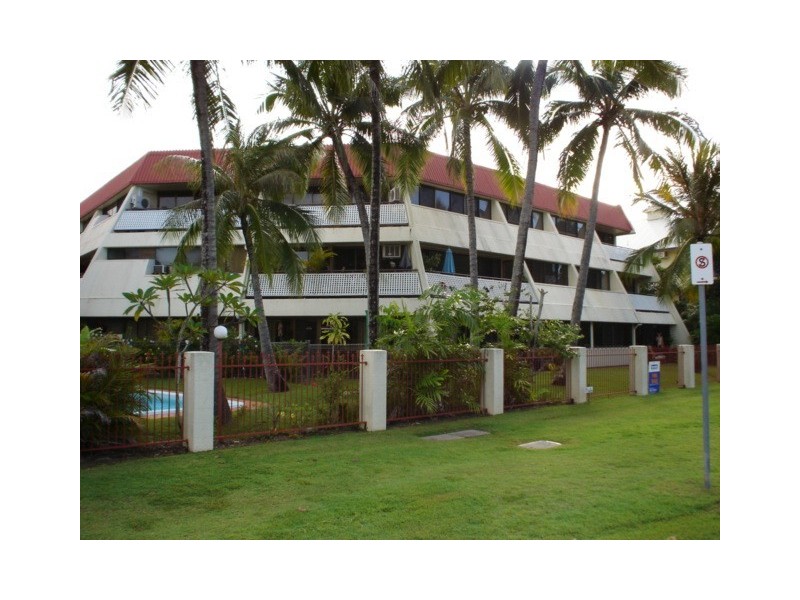 3/35 Sims Esplanade, Yorkeys Knob QLD 4878