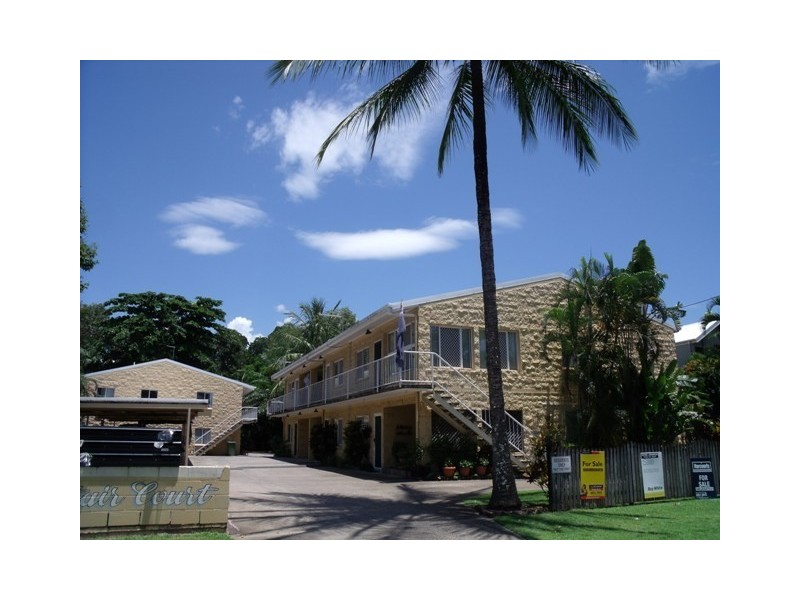 2/527 Varley Street, Yorkeys Knob QLD 4878